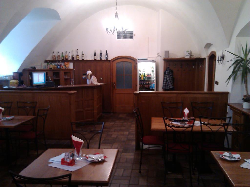 Penzion S Restauraci "U Mlyna Com" Litovel Kültér fotó